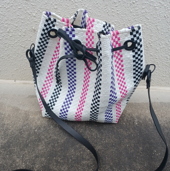 TRUSS Large Woven Leather Trim Bucket Bag - Picture 5 of 14